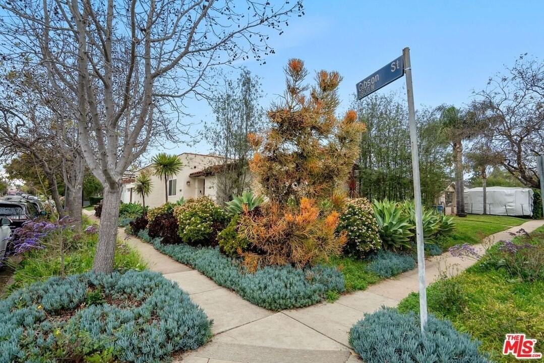 8871 Gibson St - Photo 4 of 34