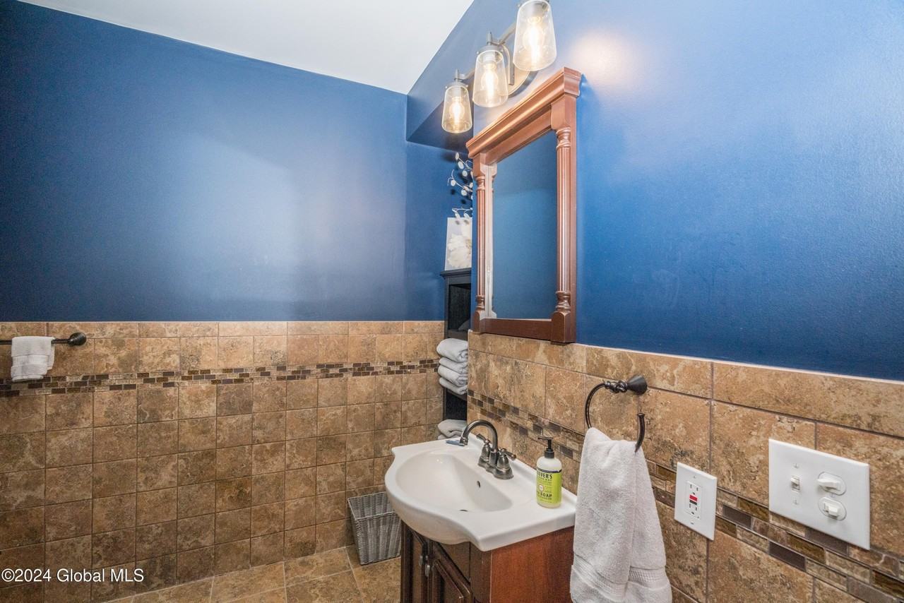 1 Spring St Unit 201 #201 - Photo 7 of 21