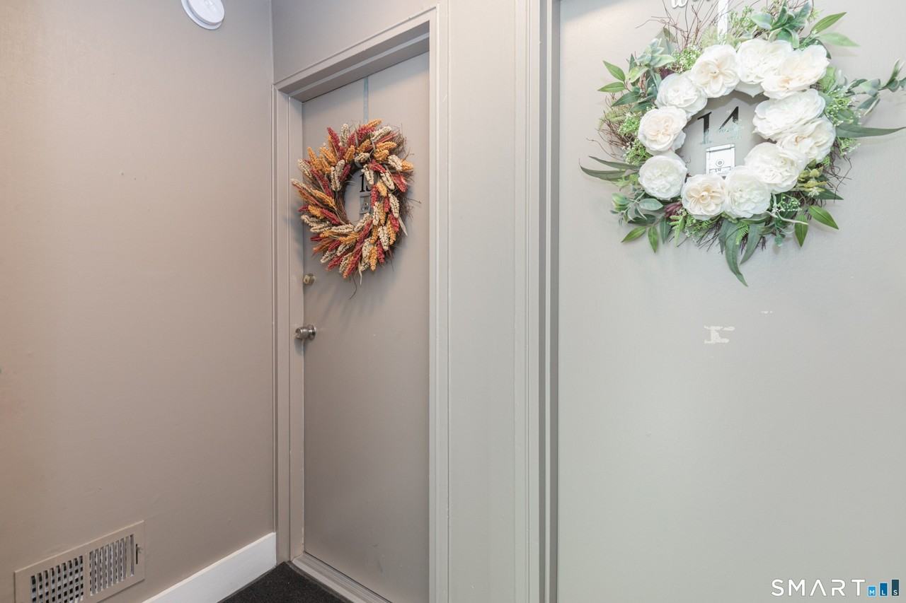 13 Quincy Close Unit 13 #13 - Photo 4 of 28