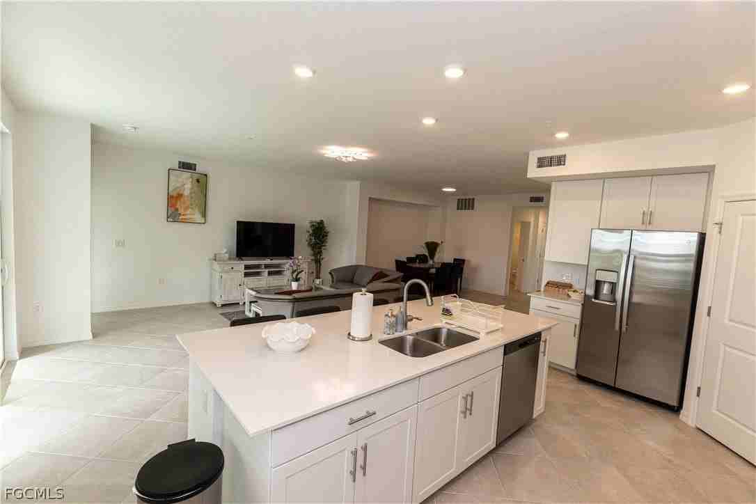 16572 Kingwood Ln #3611 - Photo 6 of 25