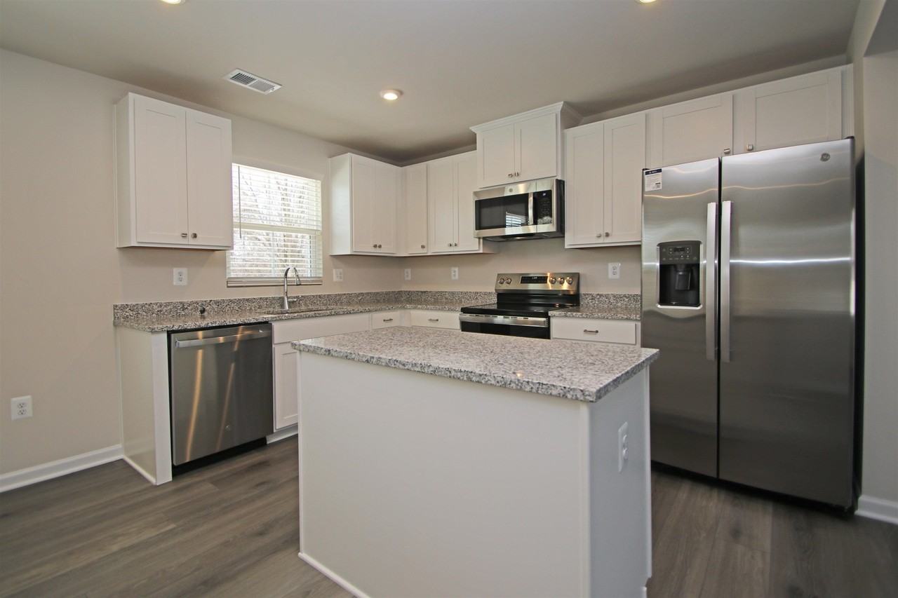 2878 Orchard Ridge Ln - Photo 3 of 27