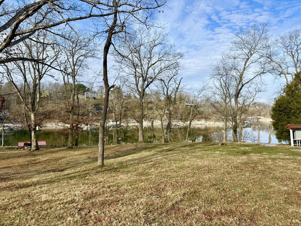 304 Persimmon Way - Photo 2 of 15