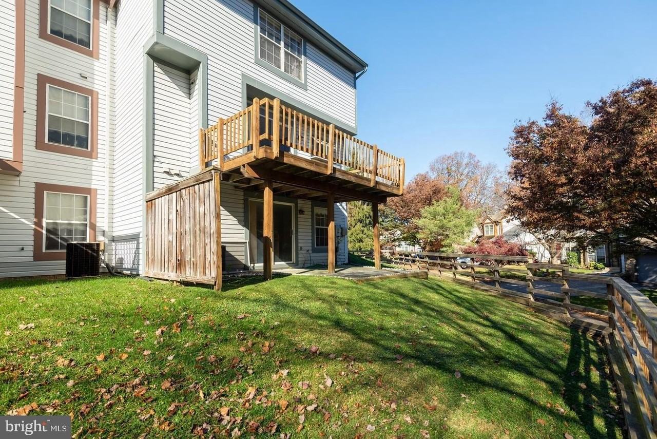 13107 Hugo Pl - Photo 3 of 24