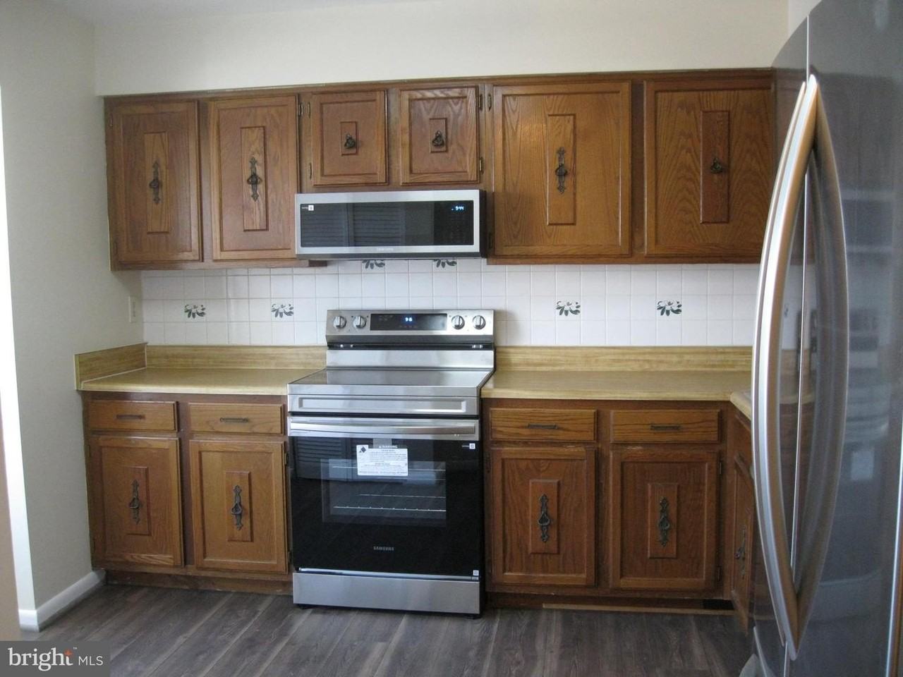 8171 Fenwick Ct - Photo 2 of 24