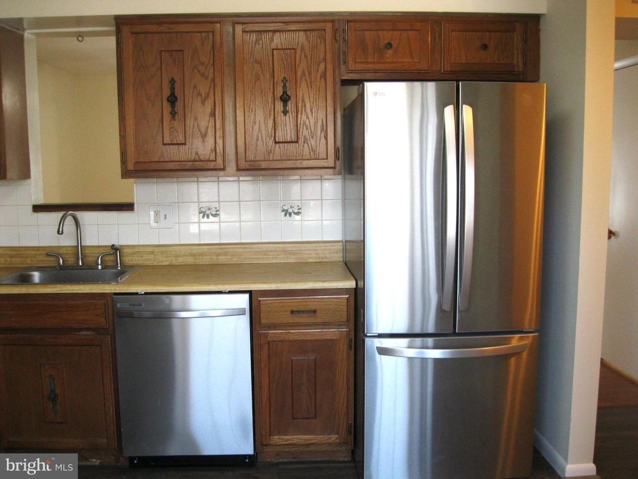 8171 Fenwick Ct - Photo 3 of 24