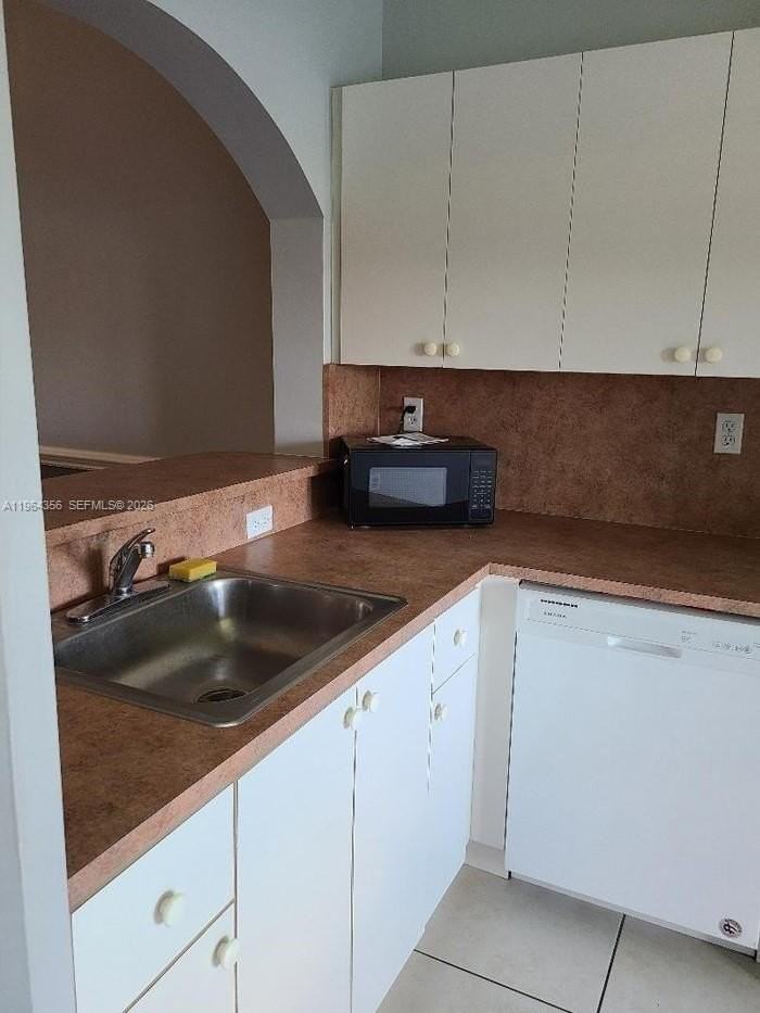 1251 Se 31st Ct #203-54 - Photo 6 of 17