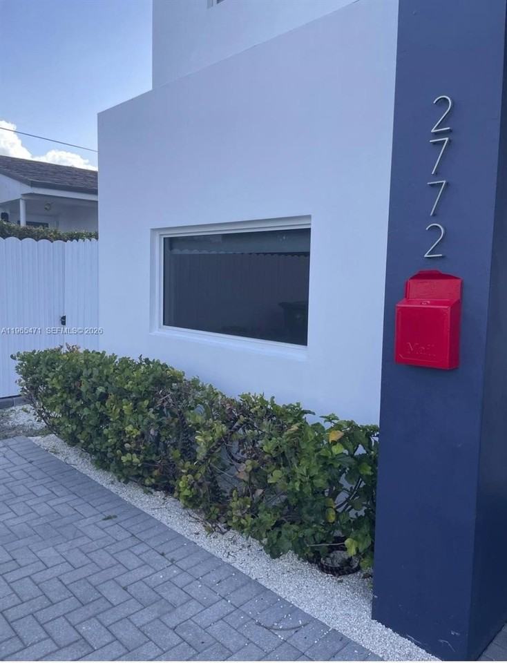 2772 Sw 31st Ct #2772 - Photo 3 of 31