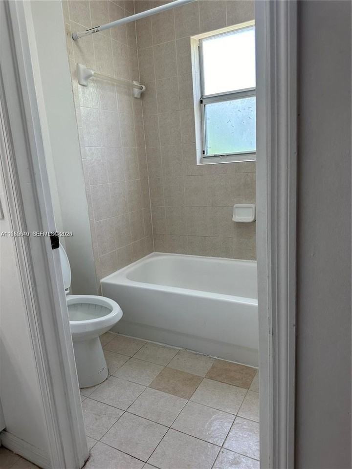 3085 Se 17th Ave #3085 - Photo 7 of 12