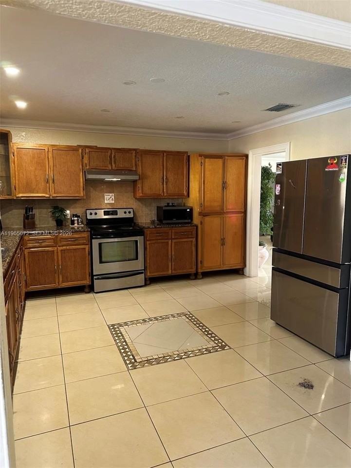 30255 Sw 197th Ave #0 - Photo 5 of 35