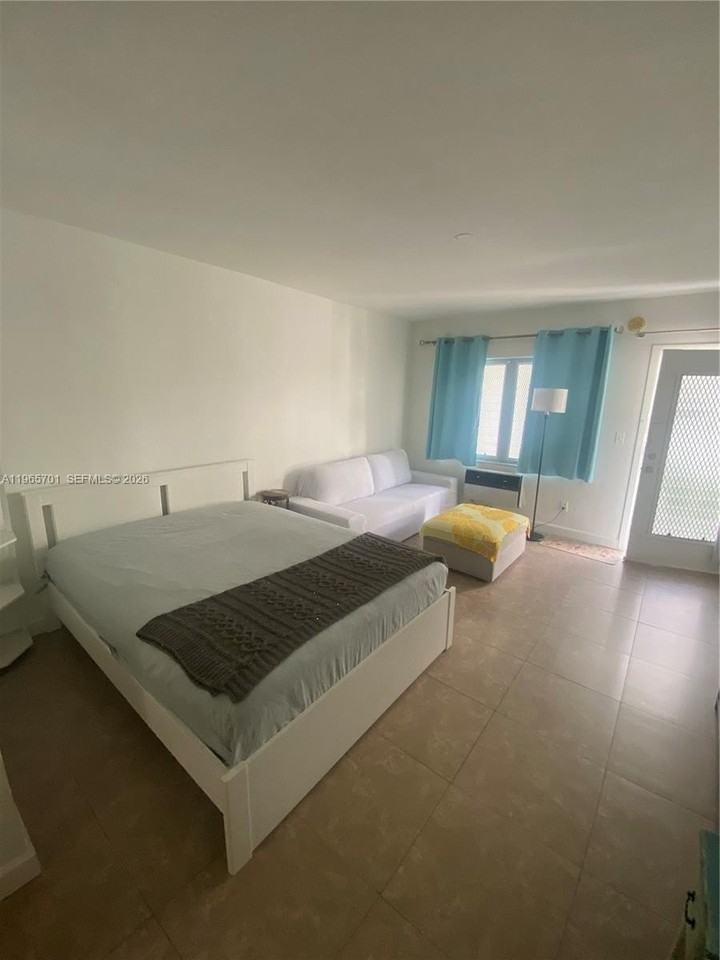 640 Pennsylvania Ave #17 - Photo 6 of 8