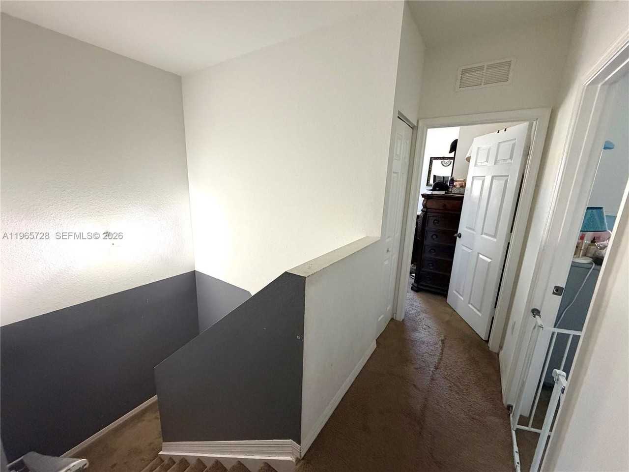 5420 Sw 13th Ct #5420 - Photo 7 of 13