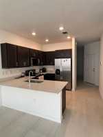 featured image of 141 Ne 13th Ter #141