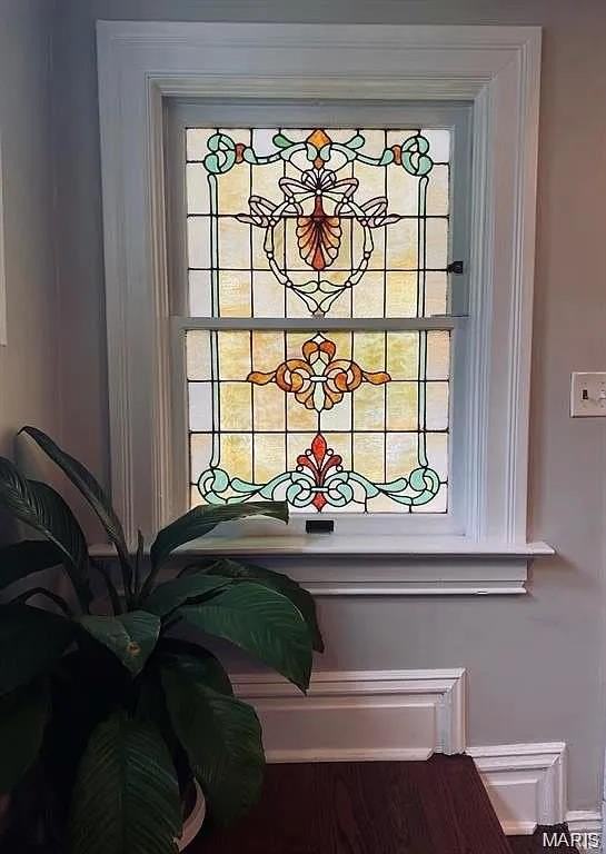 439 Alma Ave - Photo 4 of 10