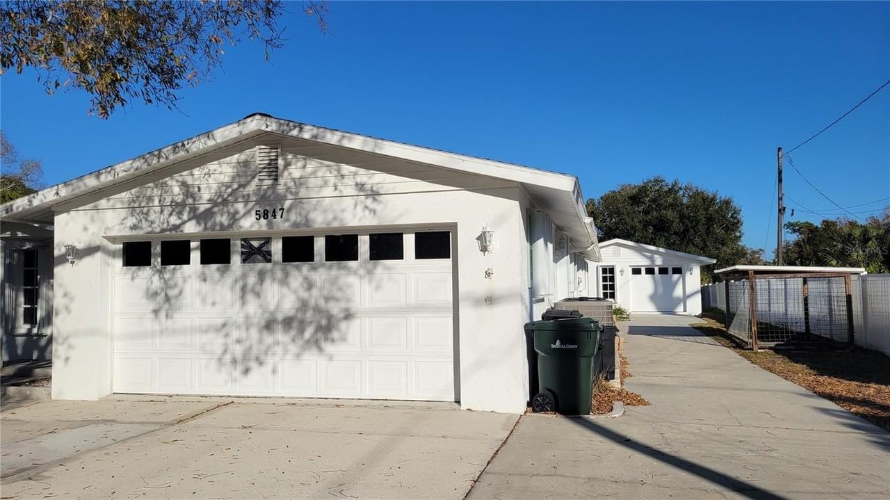 5847 Venisota Rd - Photo 2 of 29