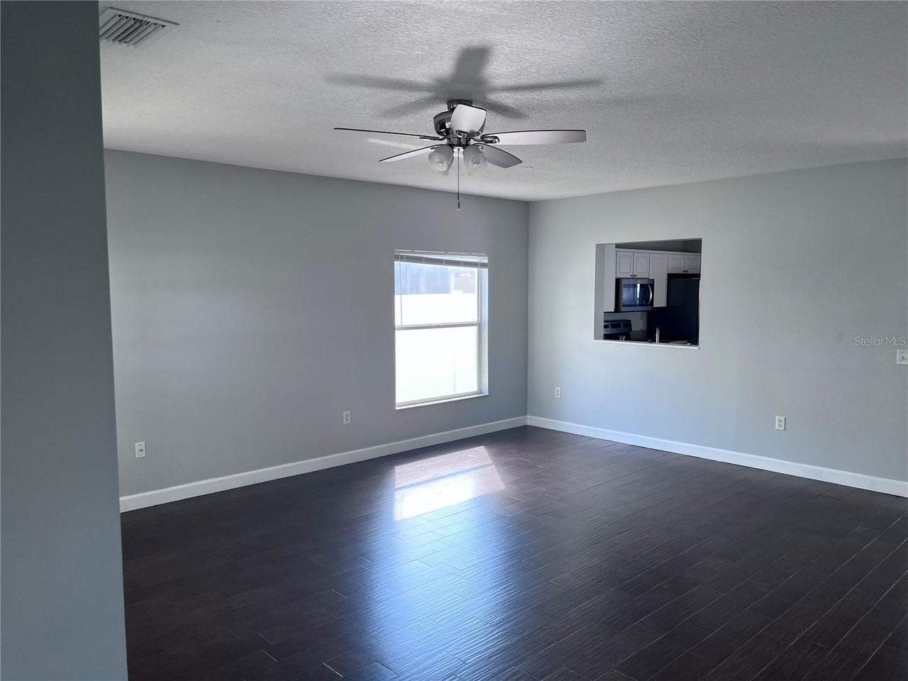 7011 49th Pl E - Photo 2 of 16