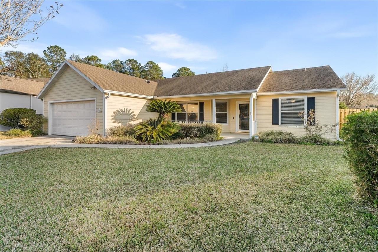 1204 Nw 89th Ter - Photo 2 of 26