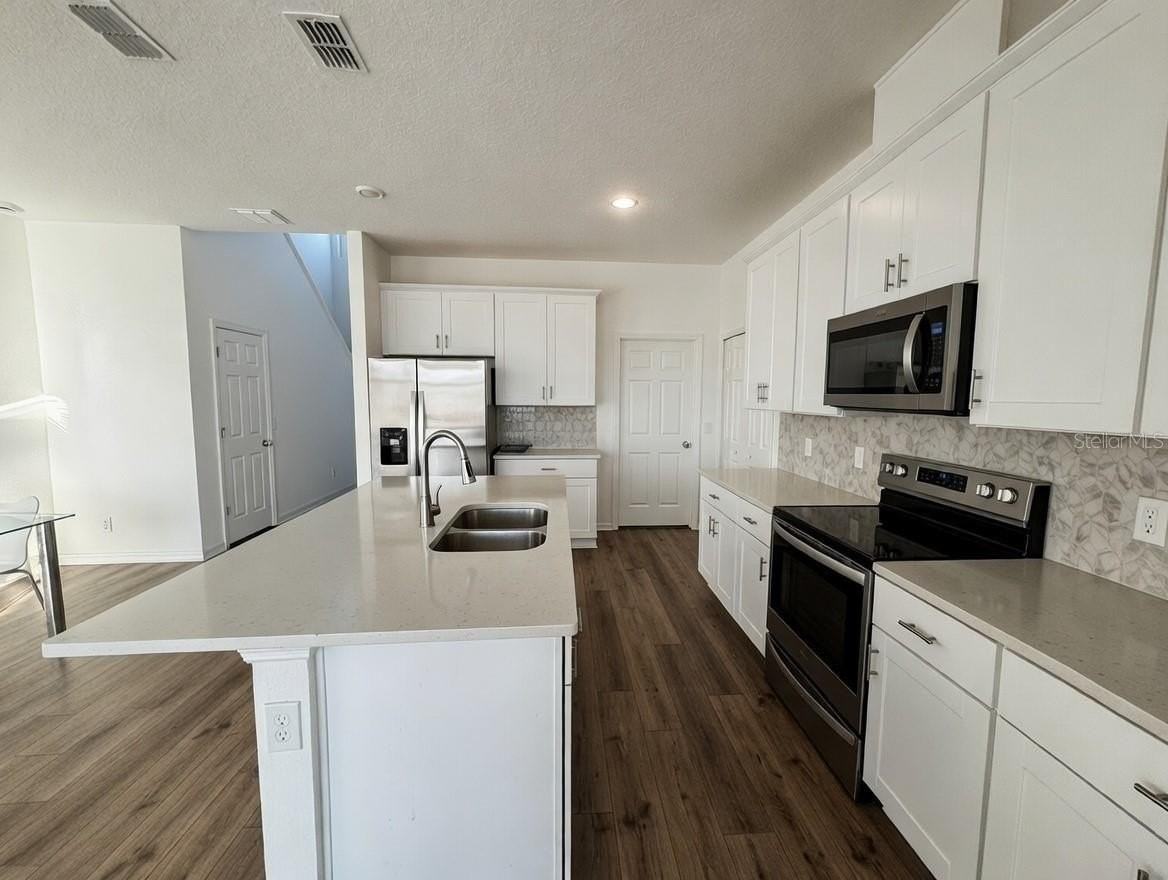 2345 Treasure Hill St - Photo 5 of 20