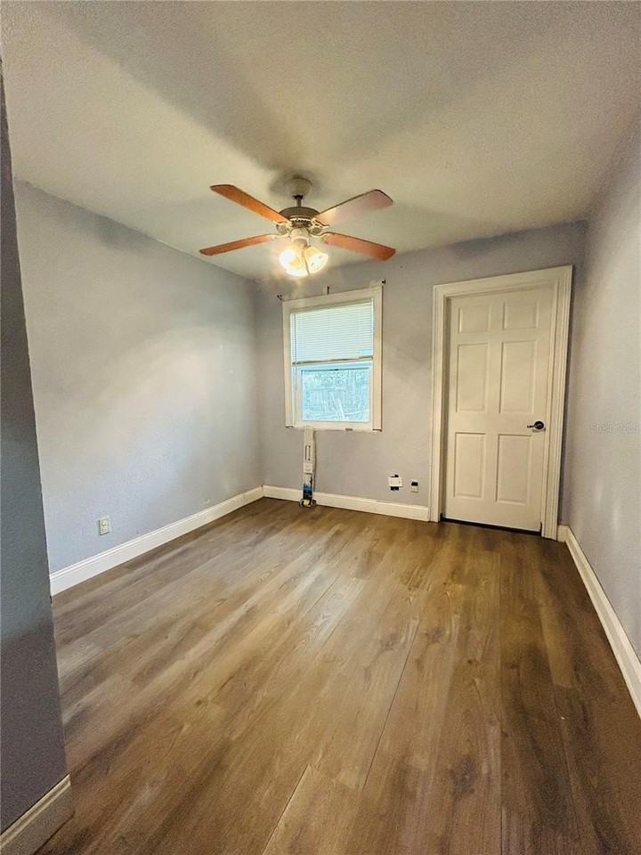 4666 Ken Knight Dr N - Photo 6 of 14