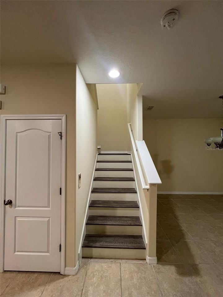 9110 Savannah Grove Ln - Photo 7 of 18