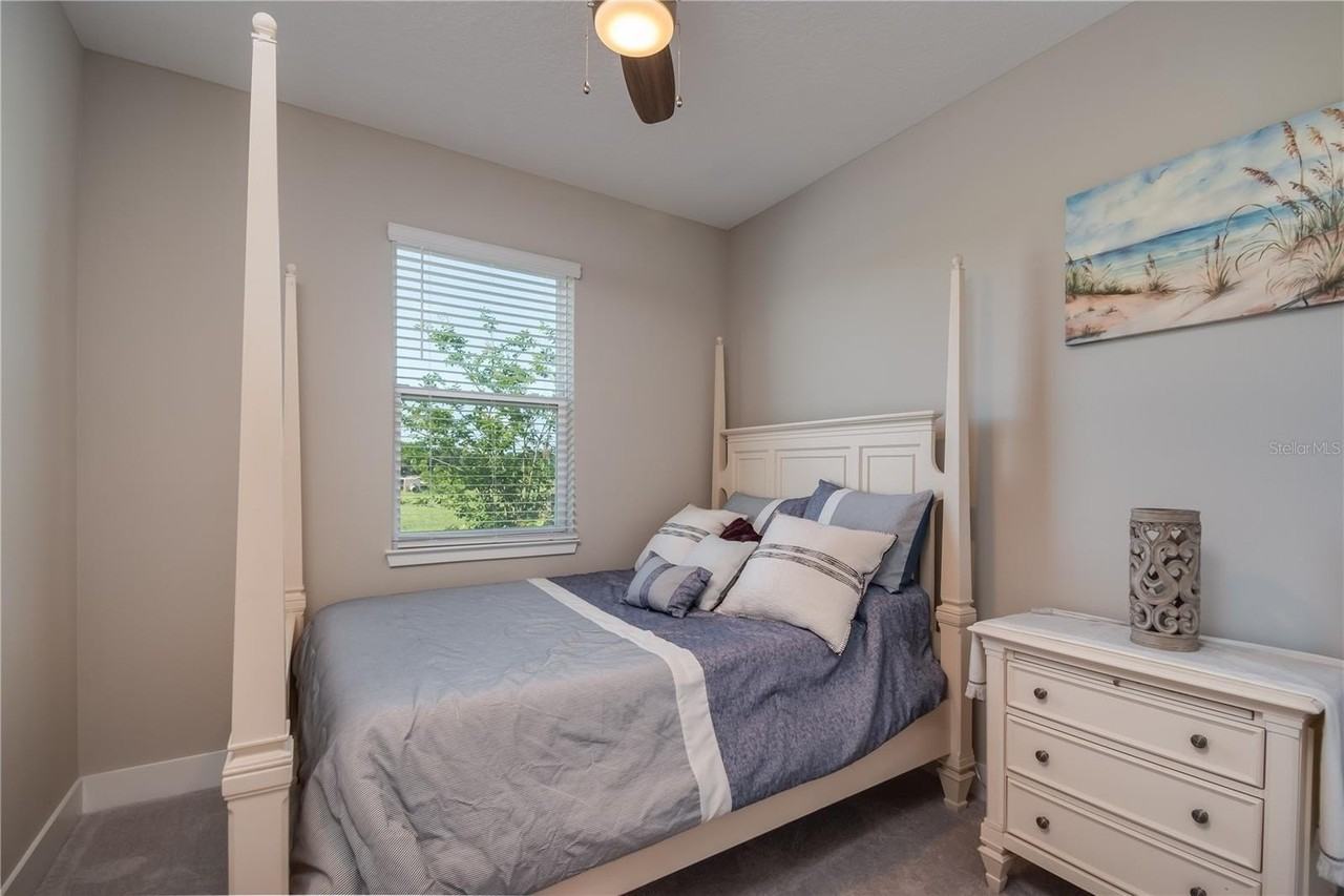 5333 Nw 33rd Pl - Photo 4 of 25