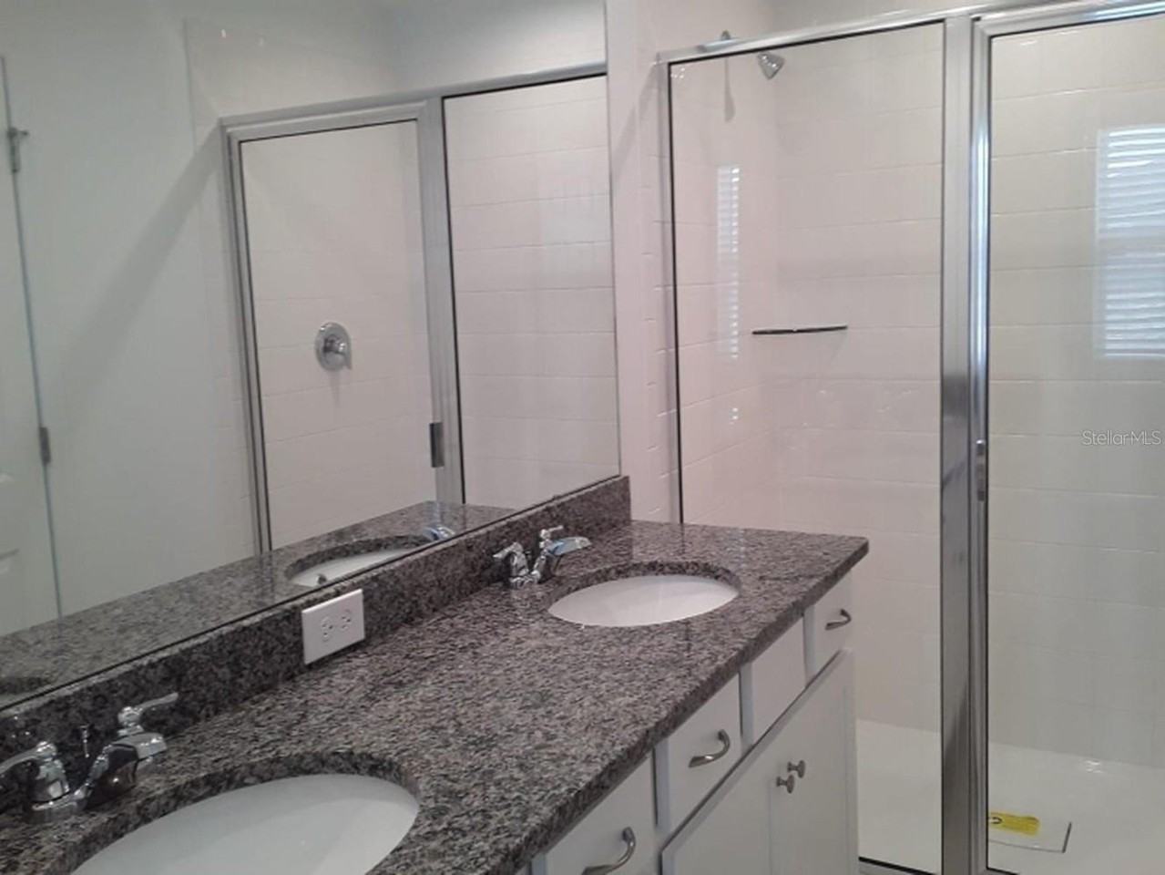 16348 Prairie School Dr - Photo 5 of 12