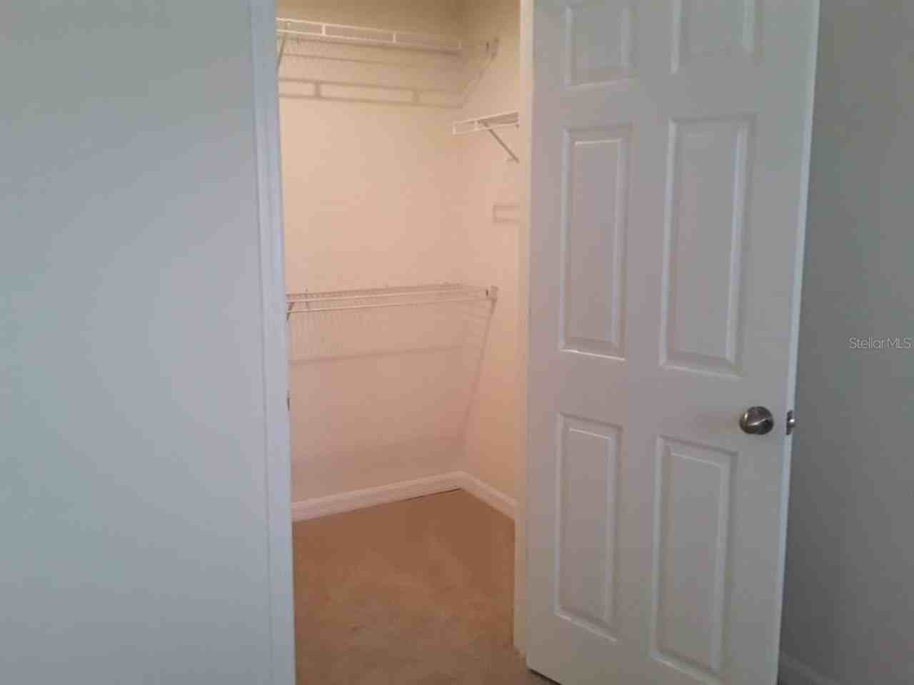 16348 Prairie School Dr - Photo 7 of 12