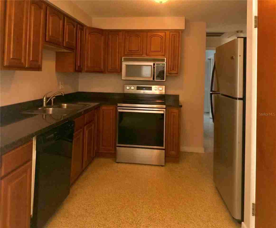 2054 Broadway - Photo 3 of 11