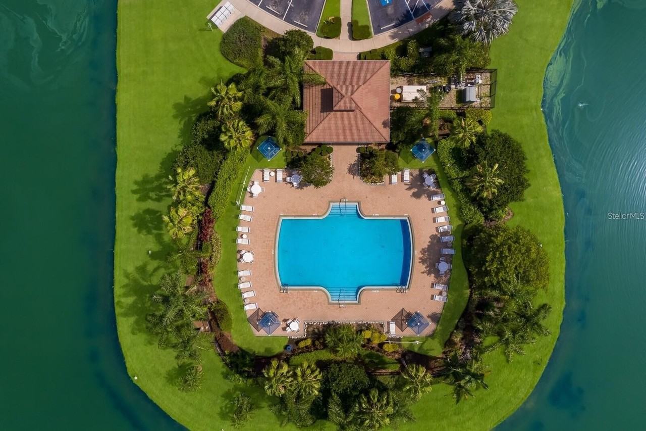 3402 Parkridge Cir - Photo 3 of 18