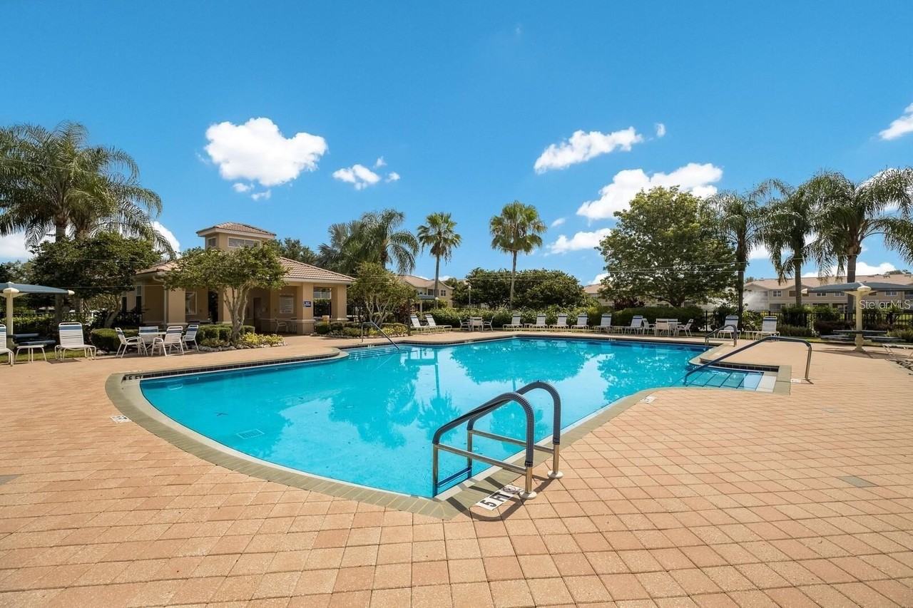 3402 Parkridge Cir - Photo 5 of 18