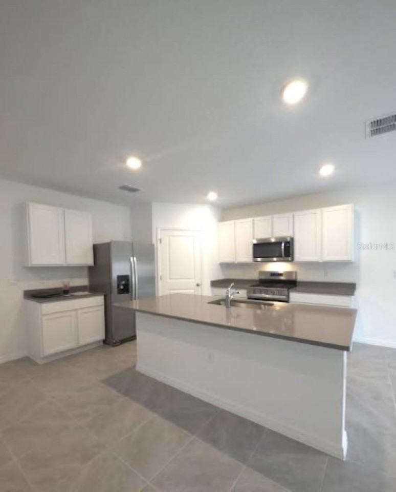 35589 Lockman Way - Photo 6 of 50