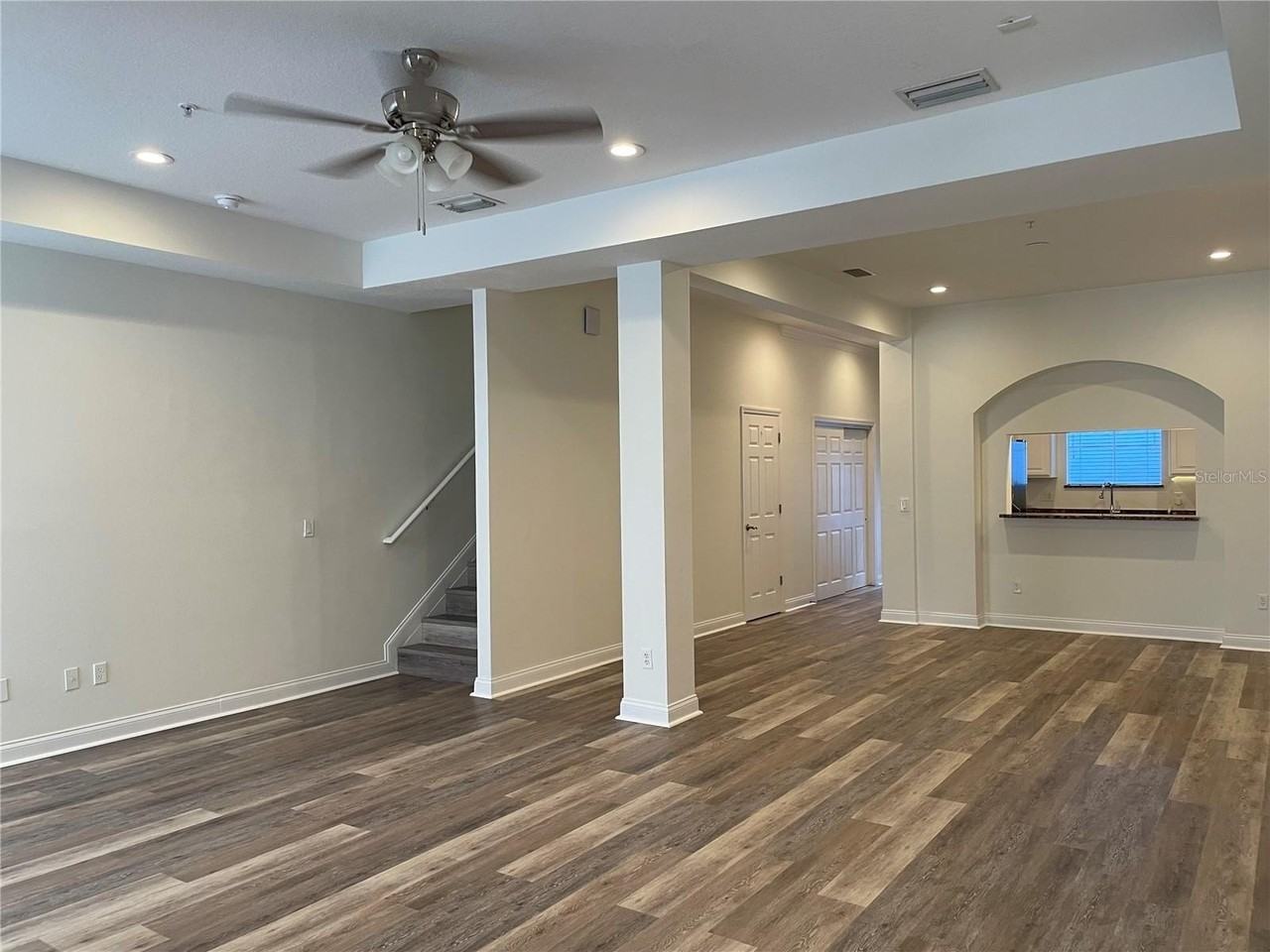 4627 Legacy Park Dr - Photo 6 of 39