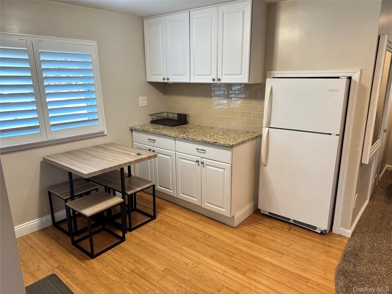 12 Bunnell Pl - Photo 4 of 8