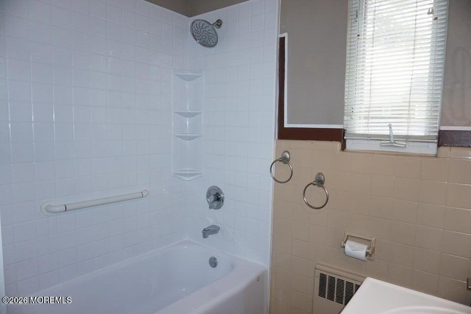 142 South St #8B - Photo 6 of 9