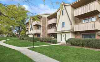 featured image of 11 Echo Ct Apt 12 #12