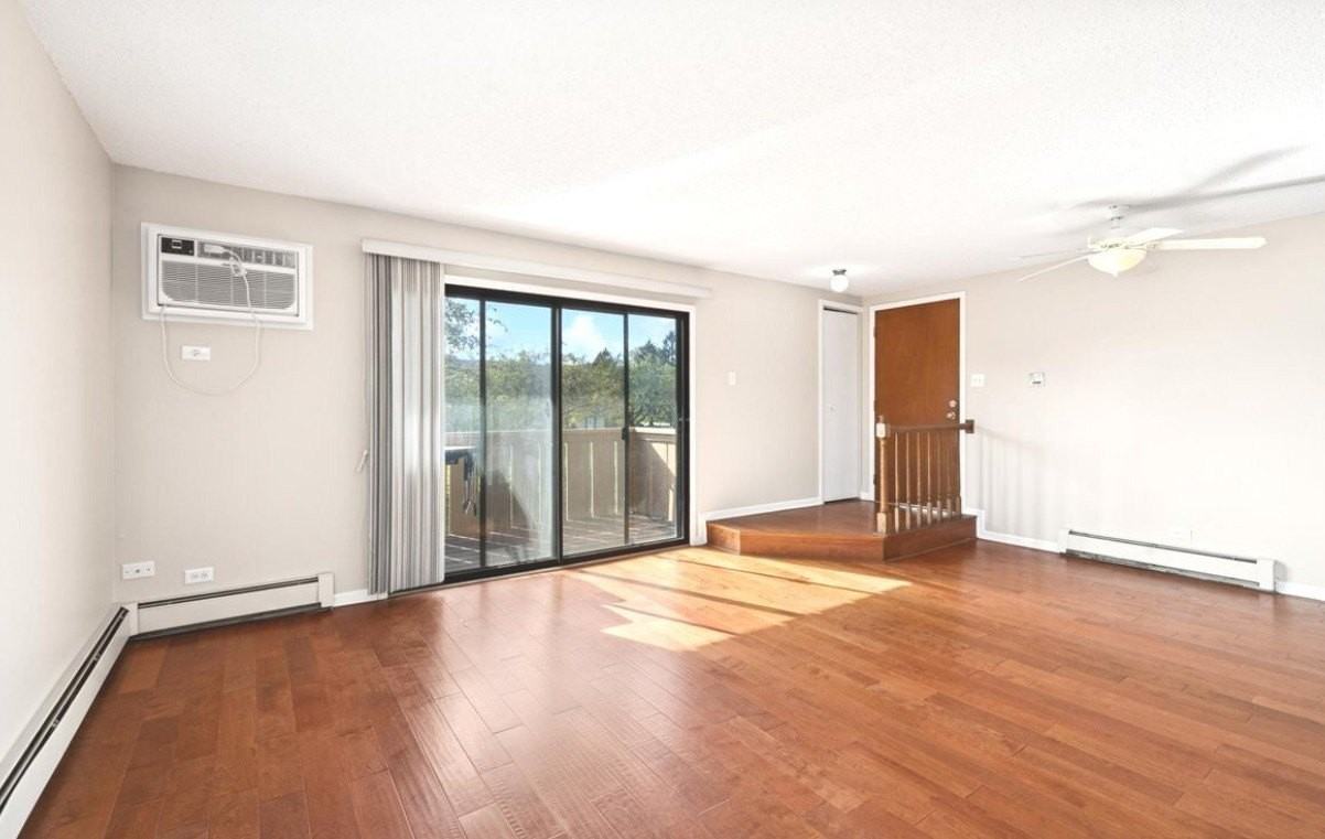 11 Echo Ct Apt 12 #12 - Photo 4 of 13