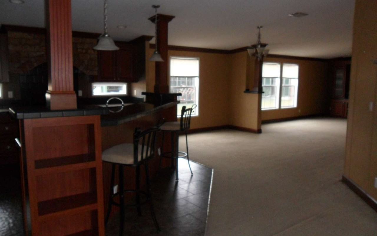 9317 W Us Highway 90 - Photo 6 of 18