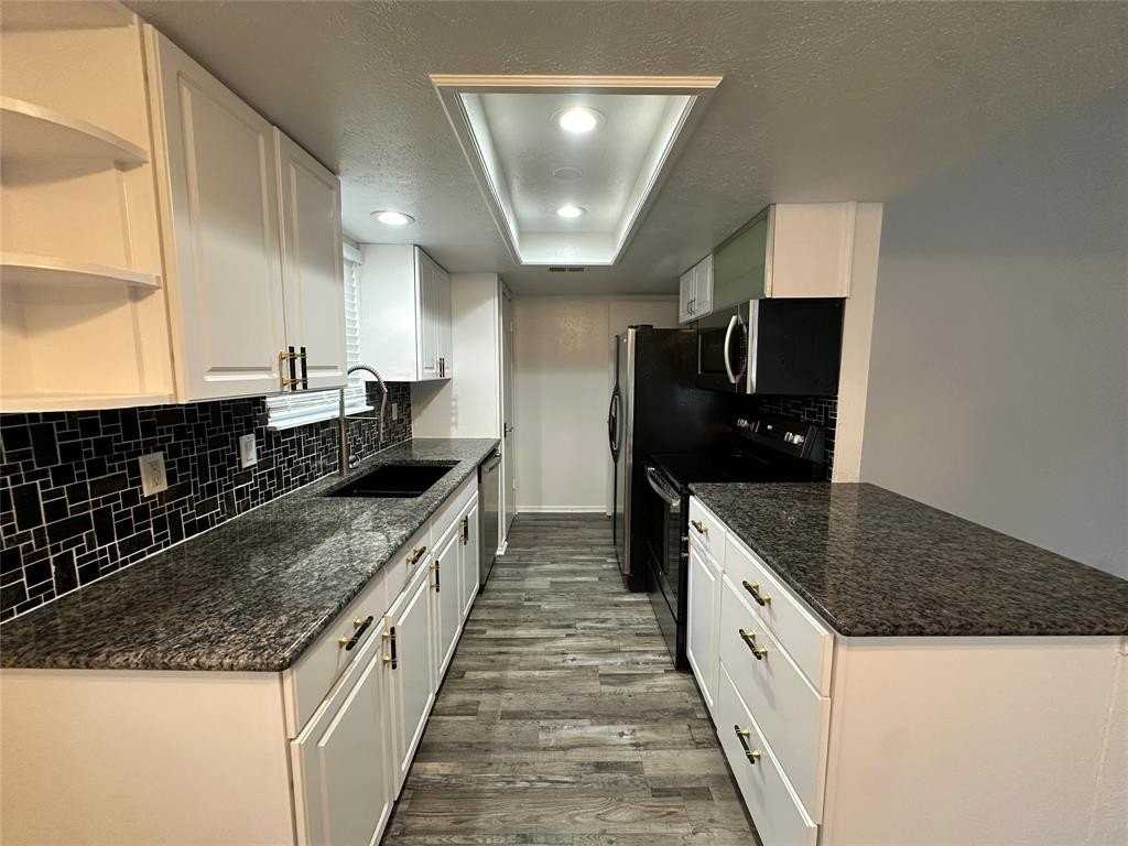 4624 Bethany Dr - Photo 7 of 31