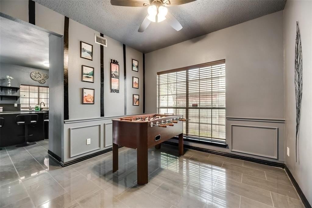 4547 Buckingham Dr - Photo 5 of 12