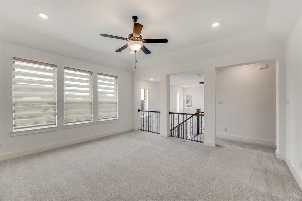 1071 Marian Dr - Photo 7 of 20