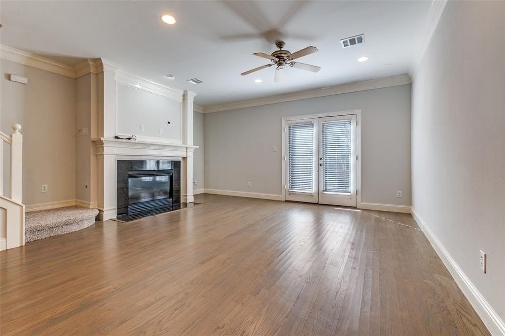 3471 Howell St - Photo 4 of 29