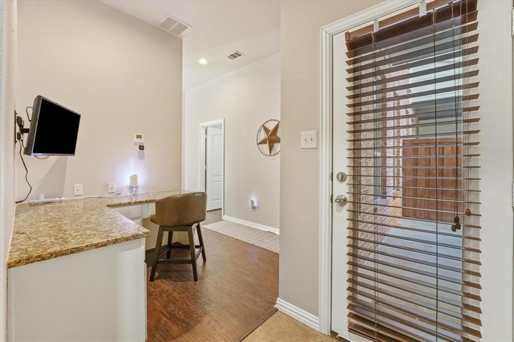 4225 Swan Forest Dr #C - Photo 4 of 27