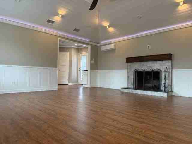 9941 Mixon Dr - Photo 6 of 15