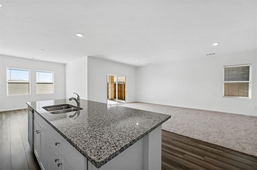 1820 Pueblo St - Photo 7 of 28