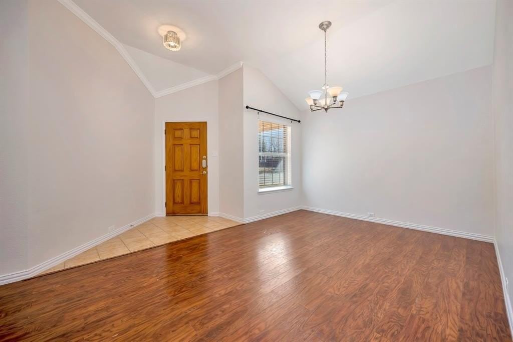 13913 Gallant Fox Ct - Photo 3 of 25