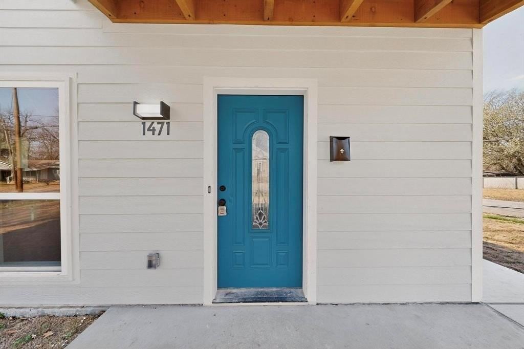 1471 W Kaufman St - Photo 5 of 33