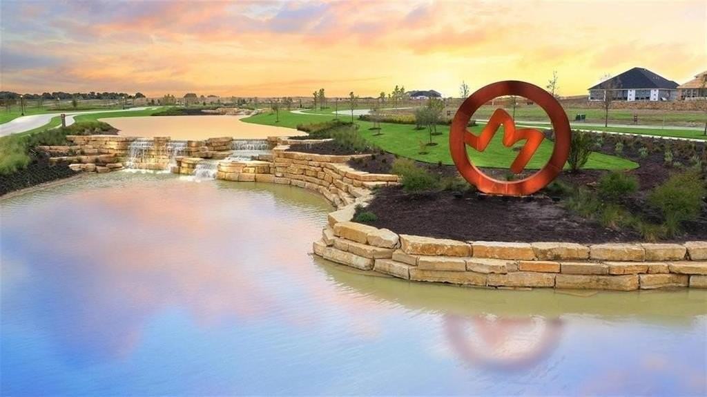 1803 Buckeye Ln - Photo 4 of 27