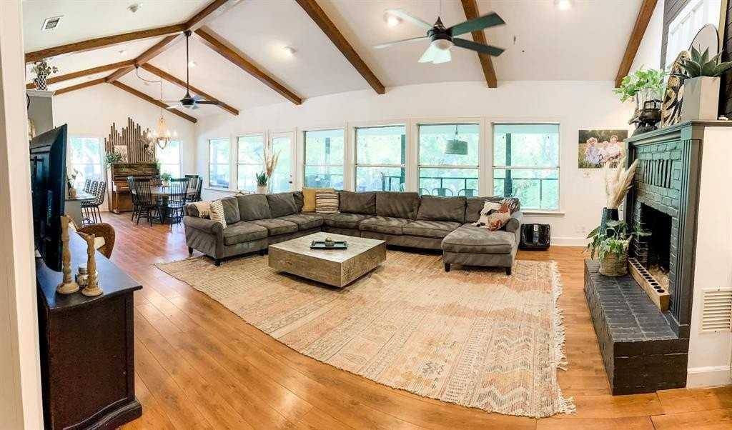 9017 Conway Rd - Photo 4 of 16