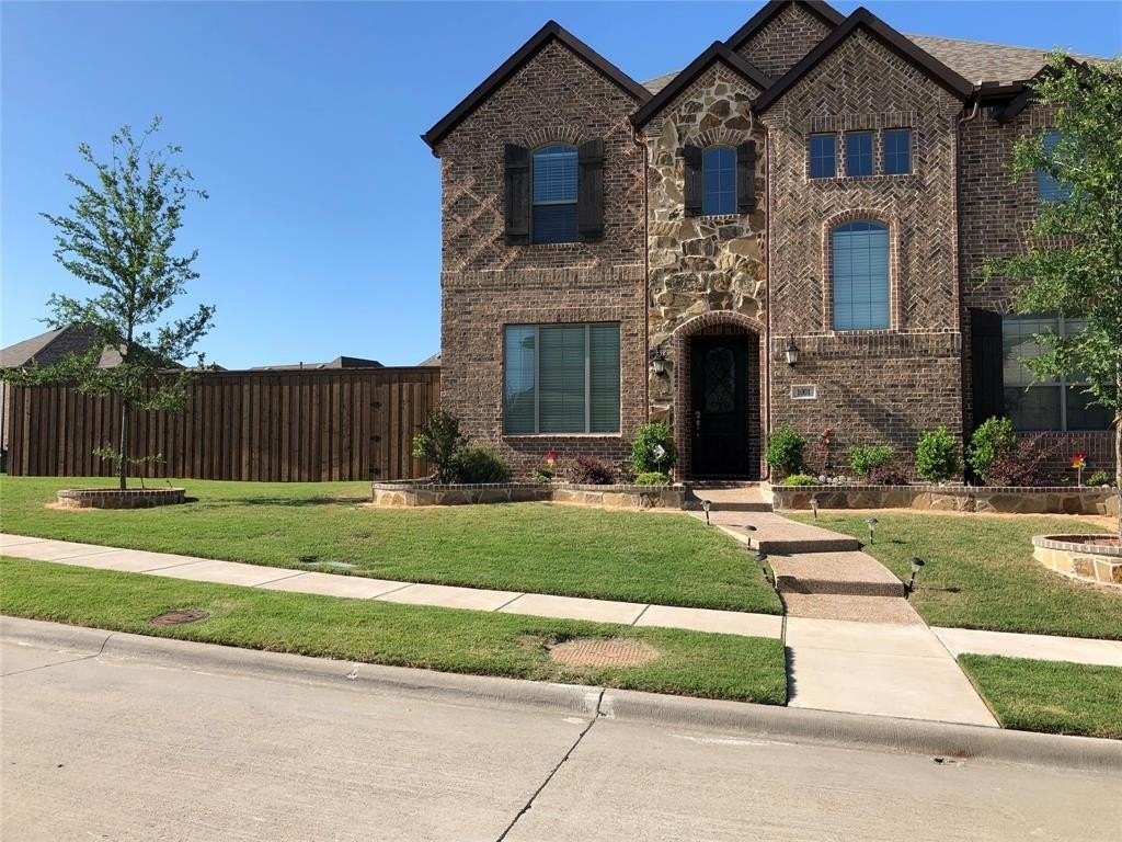 1001 Taylor Dr - Photo 4 of 19