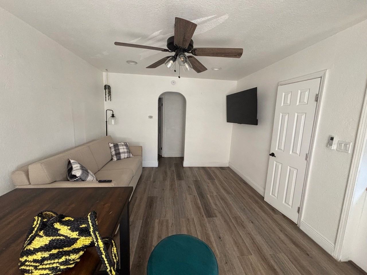 1885 Springtime Ave - Photo 5 of 12