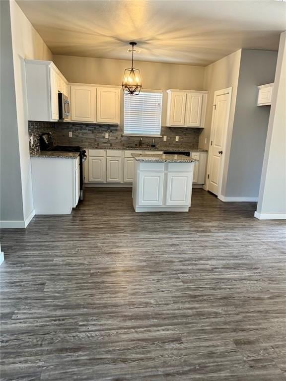 14328 Peach Tree Dr - Photo 3 of 17